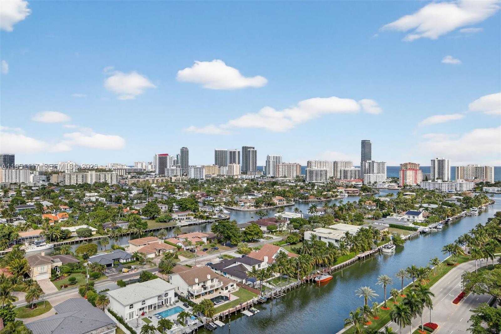 3598 Yacht Club Dr Unit: PH2002