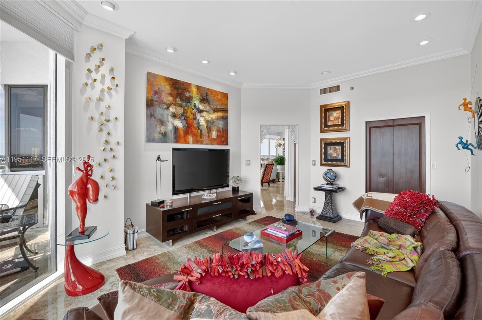 3598 Yacht Club Dr Unit: PH2002