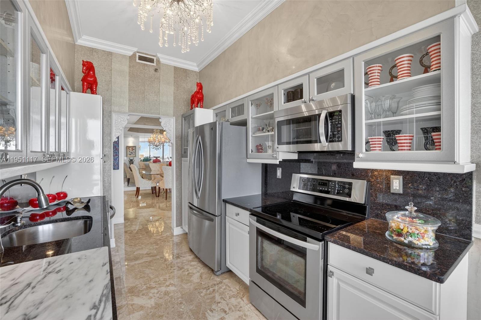 3598 Yacht Club Dr Unit: PH2002