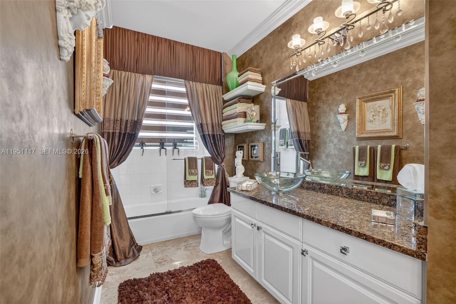 3598 Yacht Club Dr Unit: PH2002