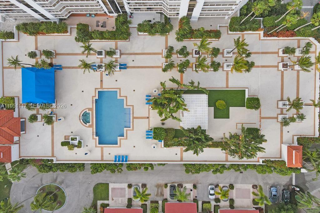 3598 Yacht Club Dr Unit: PH2002