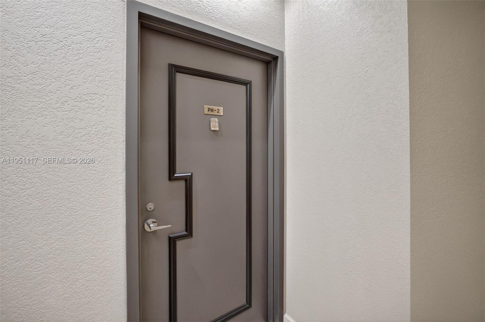 3598 Yacht Club Dr Unit: PH2002