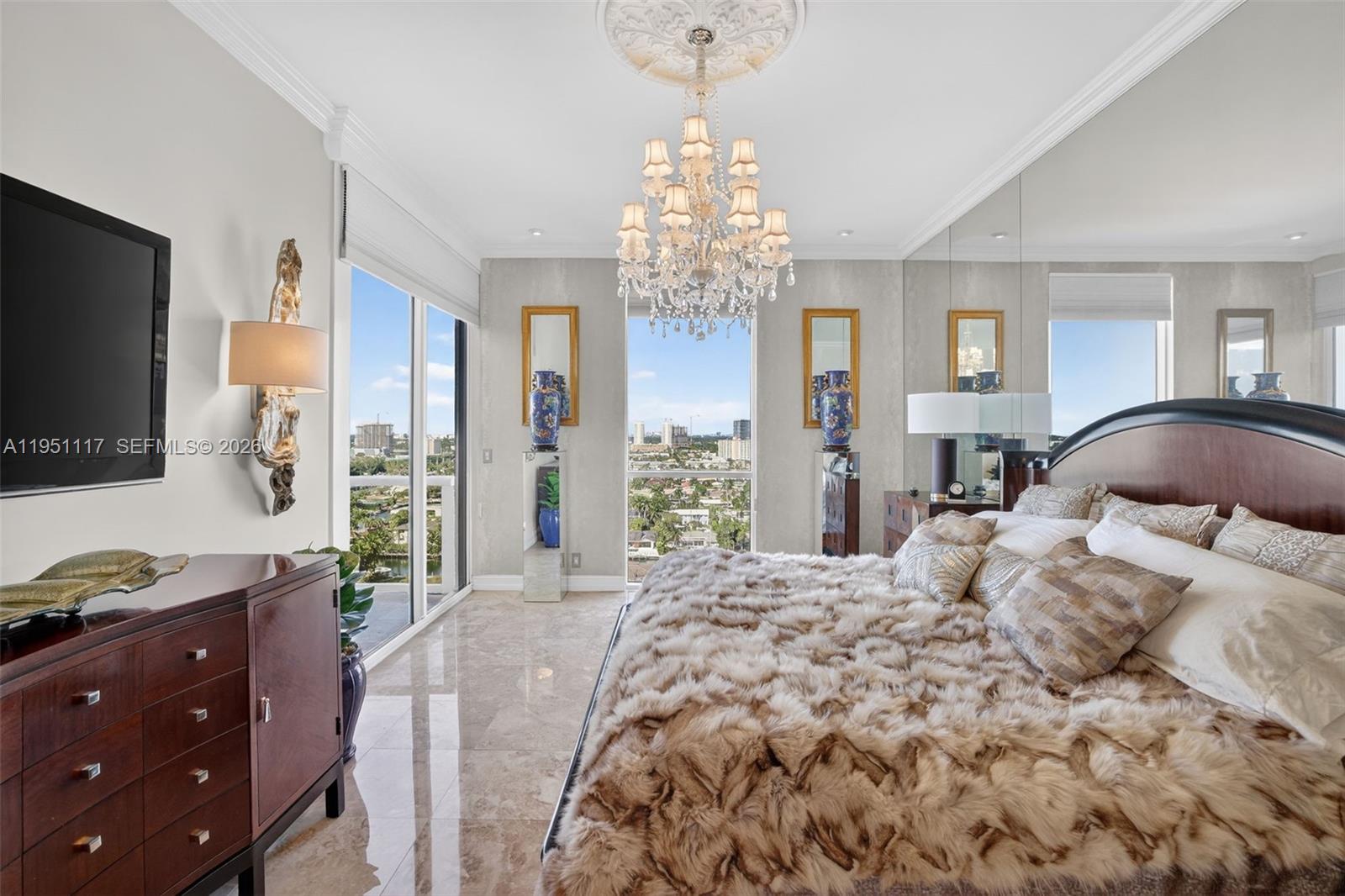 3598 Yacht Club Dr Unit: PH2002