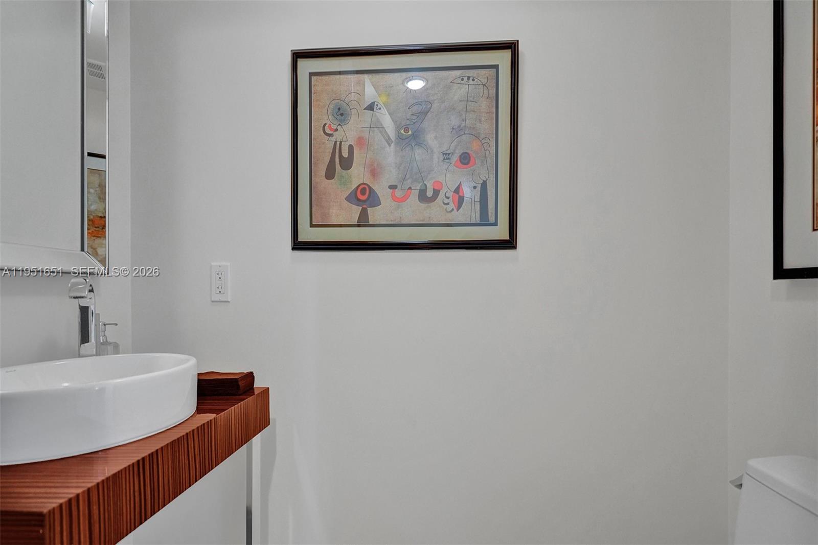 2711 S Ocean Dr # 2306