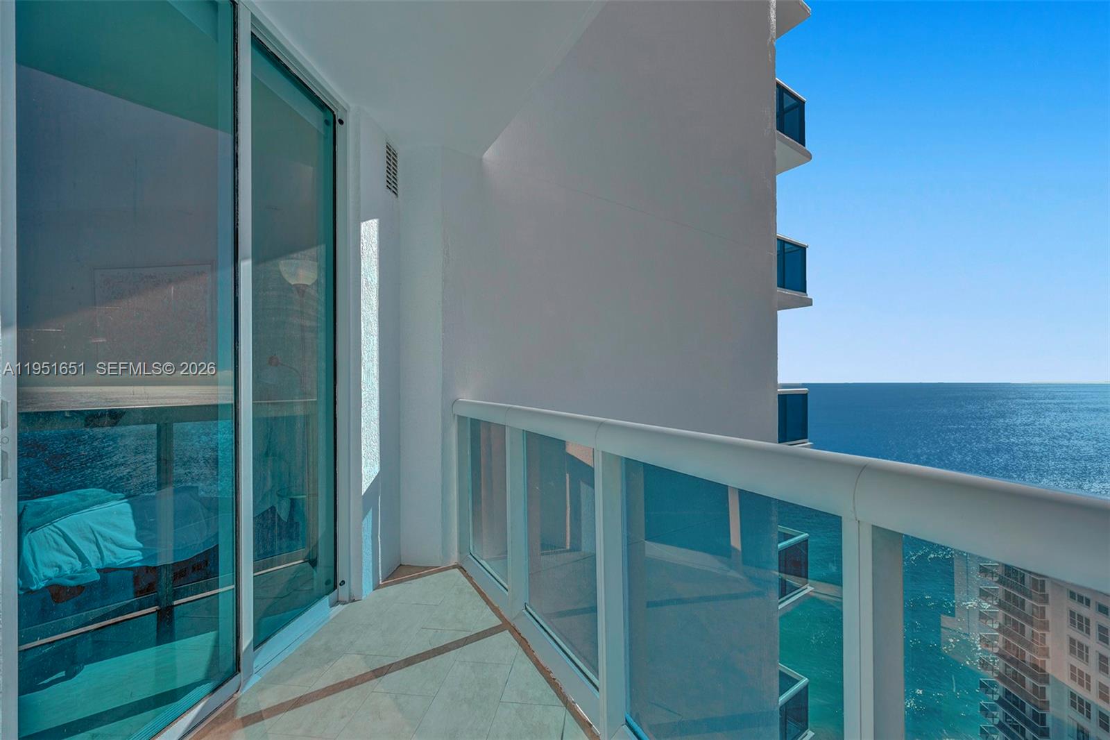 2711 S Ocean Dr # 2306