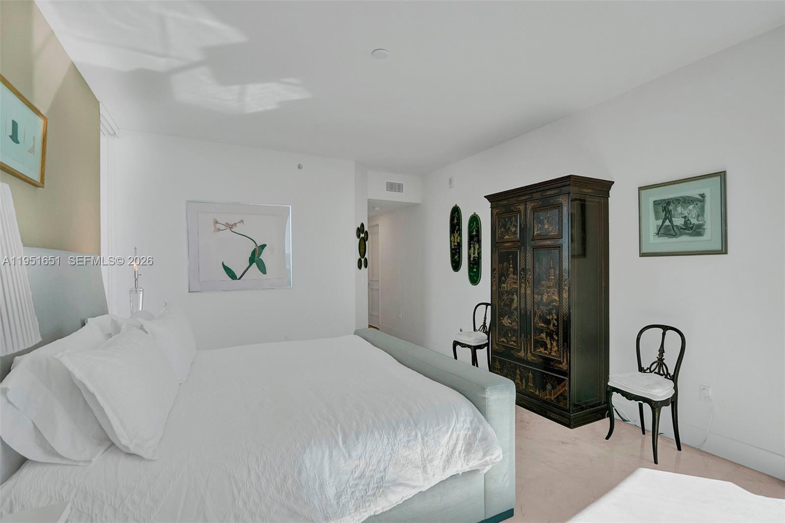 2711 S Ocean Dr # 2306