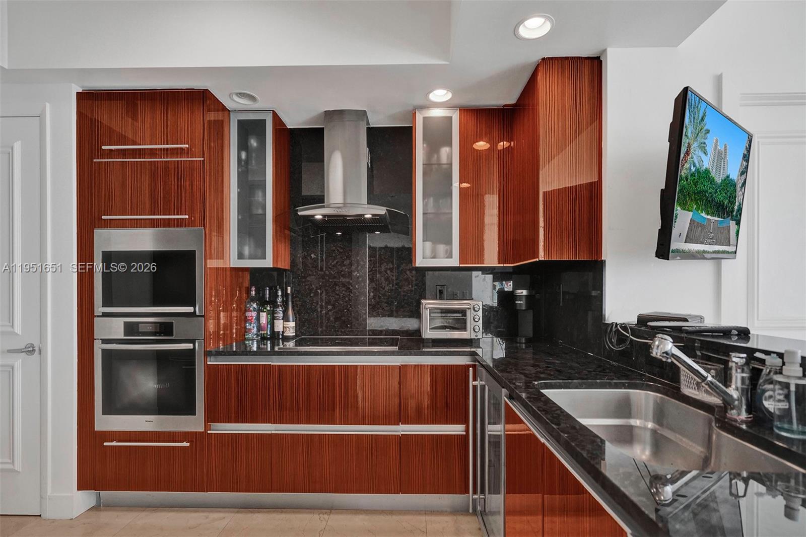 2711 S Ocean Dr # 2306