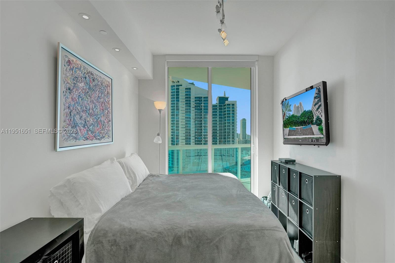 2711 S Ocean Dr # 2306