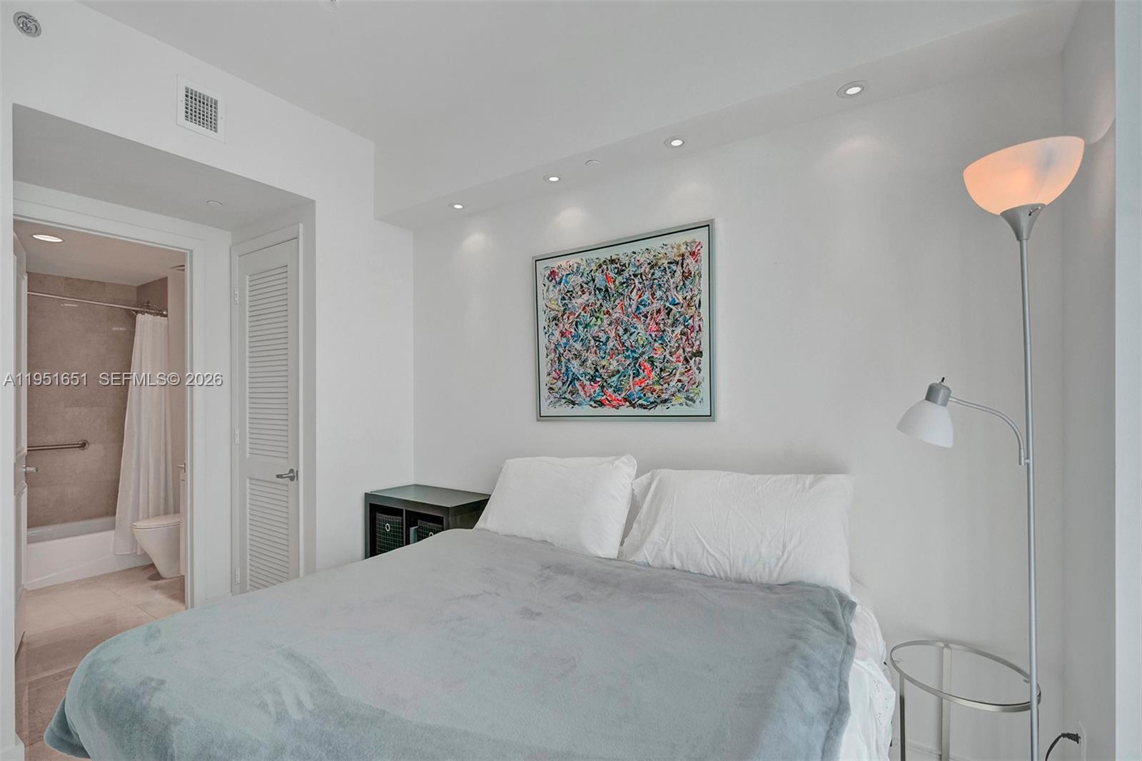 2711 S Ocean Dr # 2306