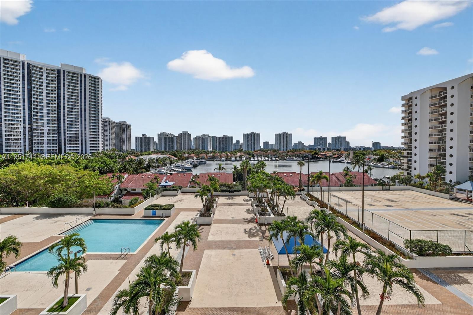 3640 Yacht Club Dr # 708