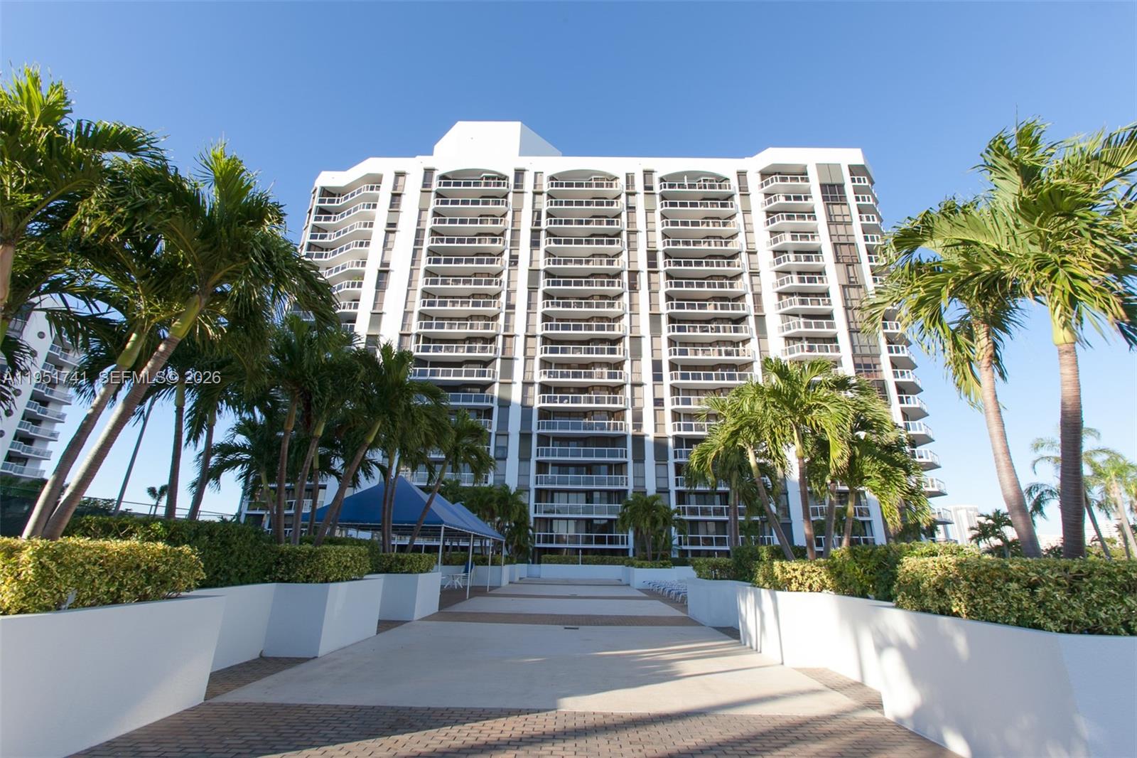 3640 Yacht Club Dr # 708