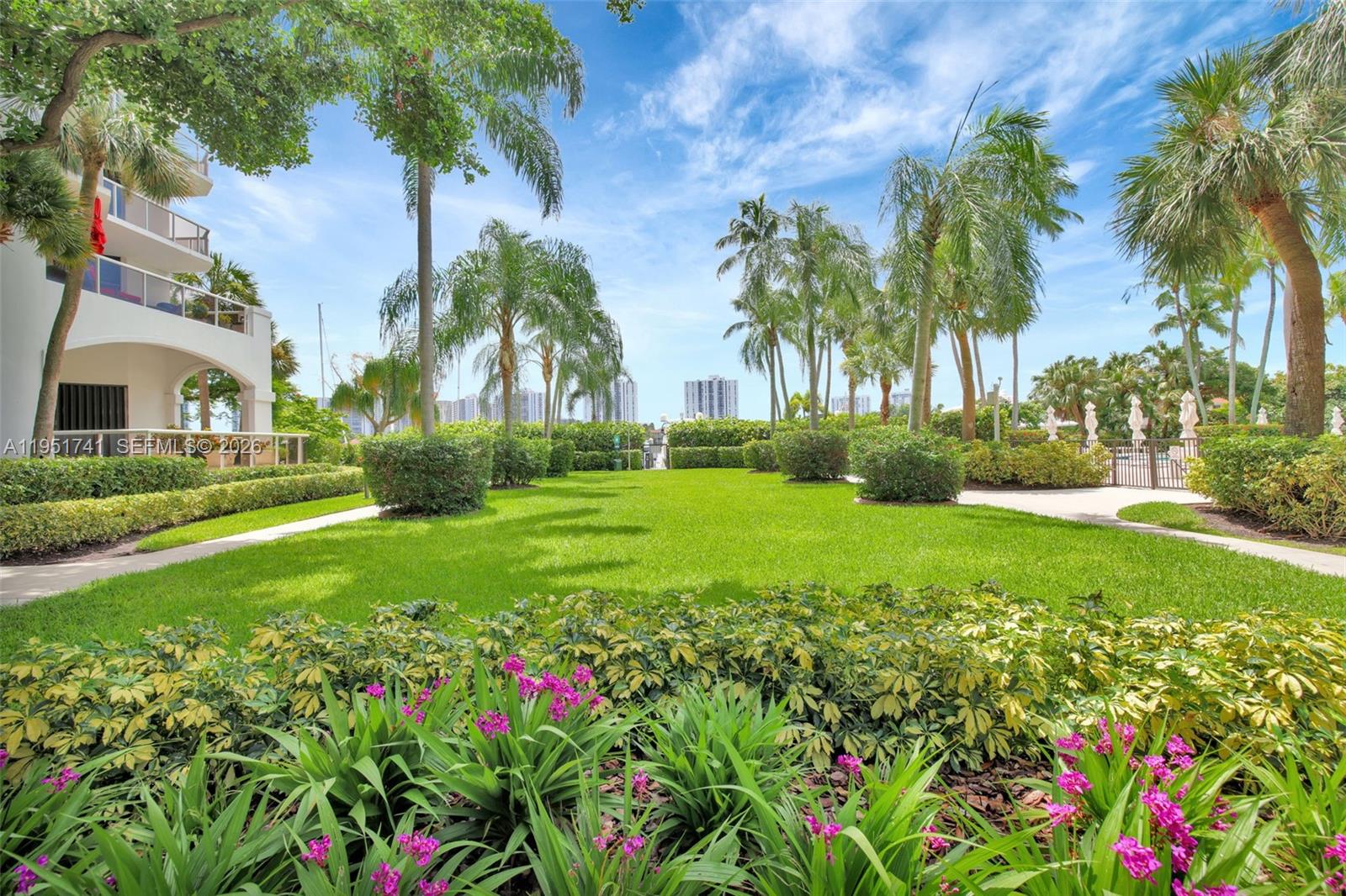 3640 Yacht Club Dr # 708