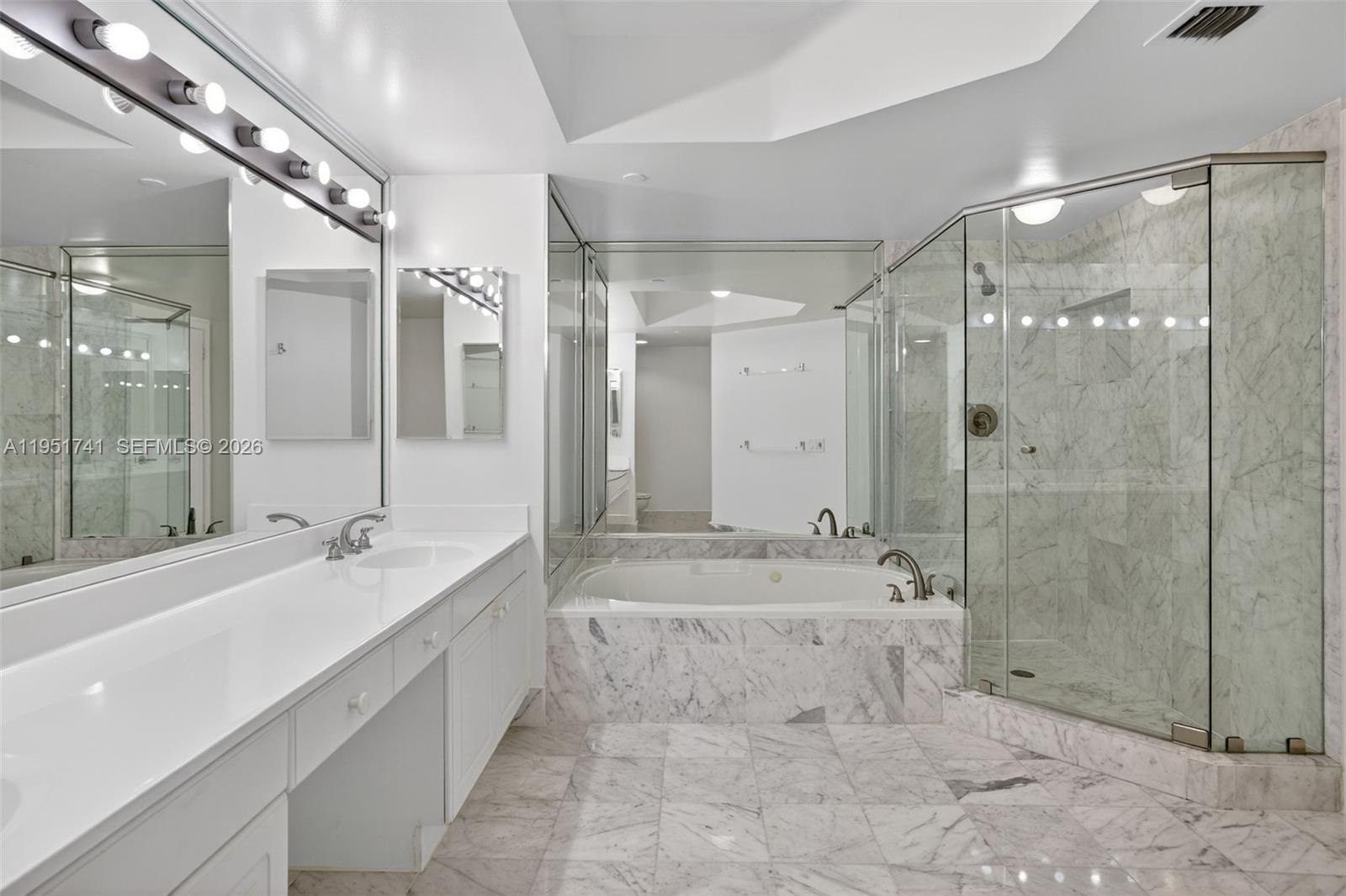 3640 Yacht Club Dr # 708