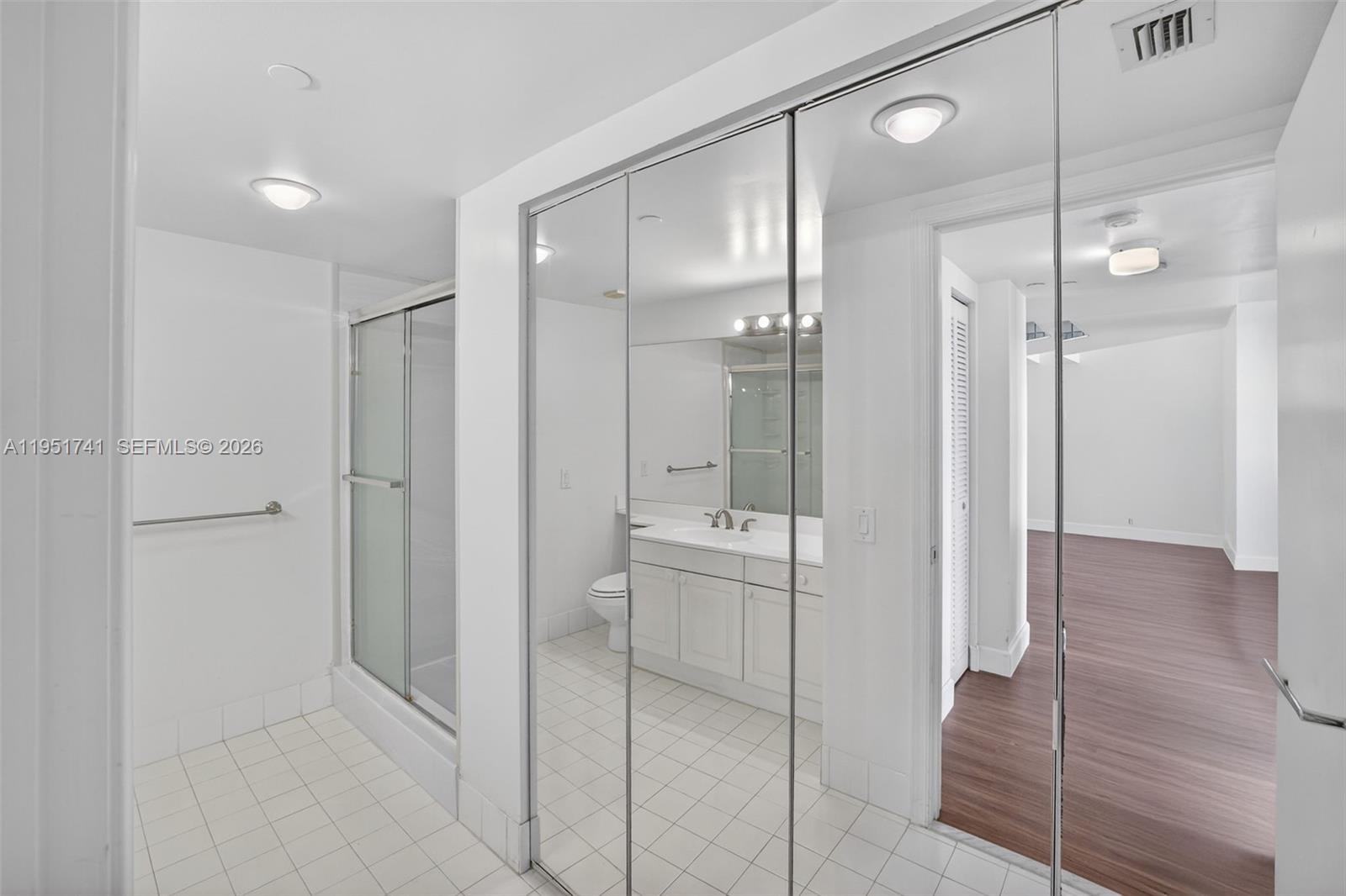 3640 Yacht Club Dr # 708