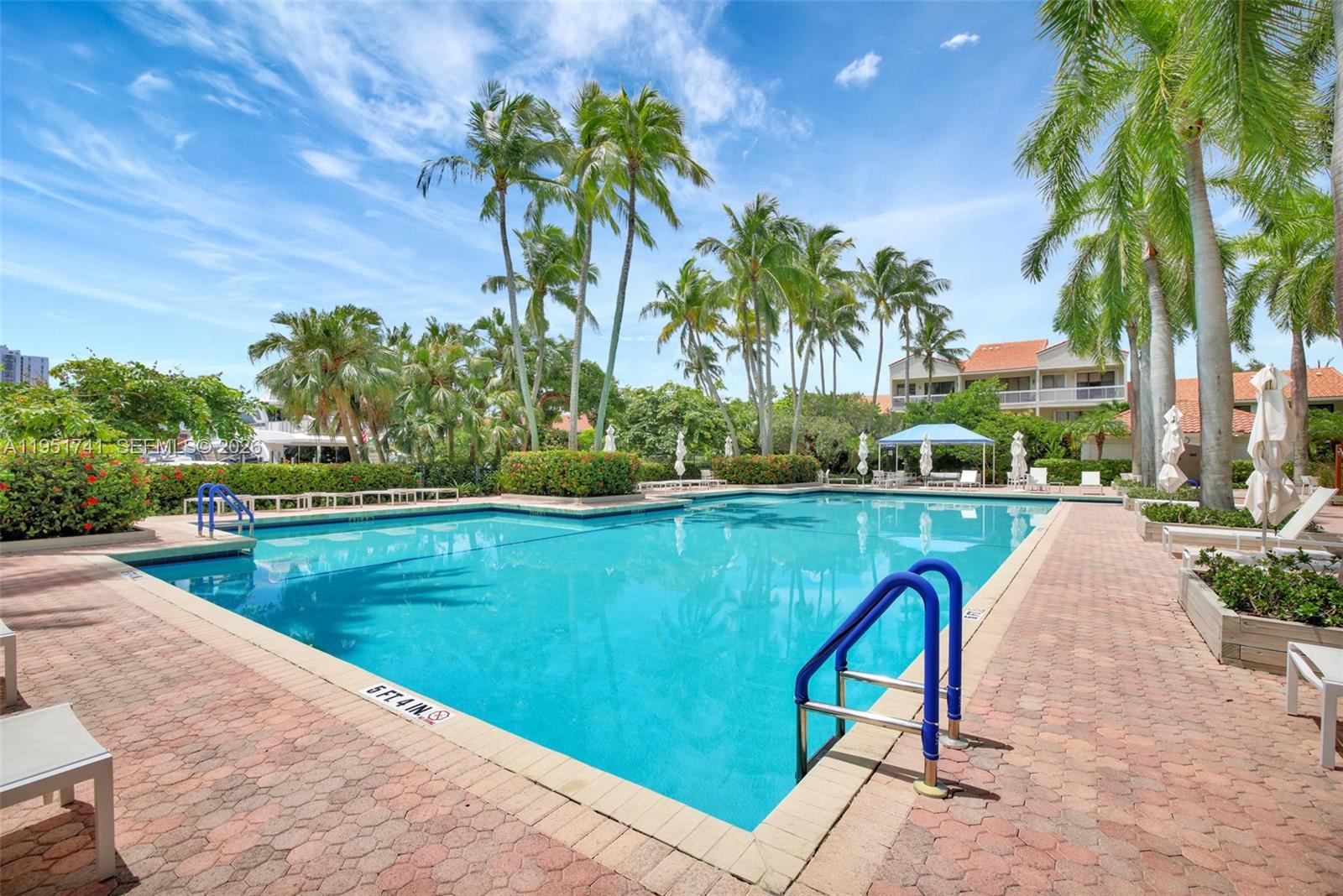 3640 Yacht Club Dr # 708