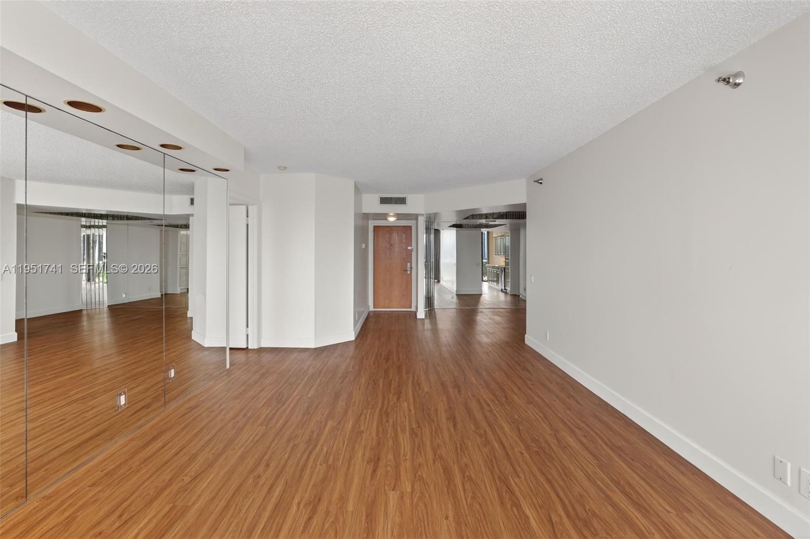 3640 Yacht Club Dr # 708