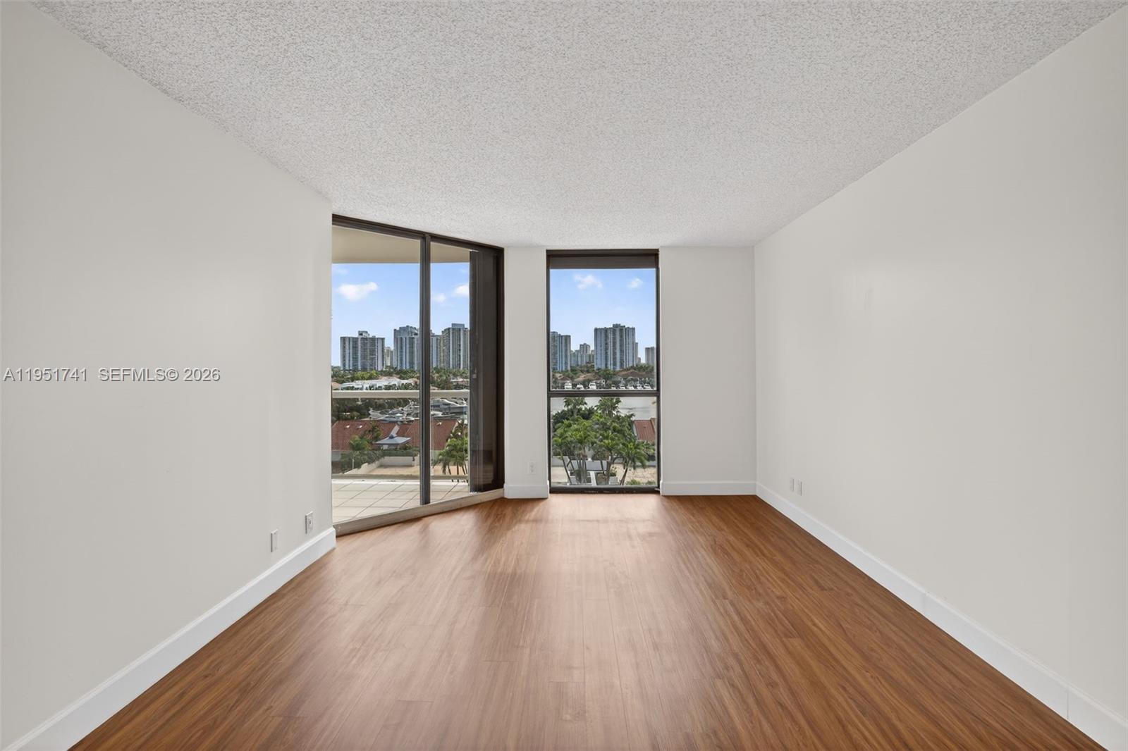 3640 Yacht Club Dr # 708