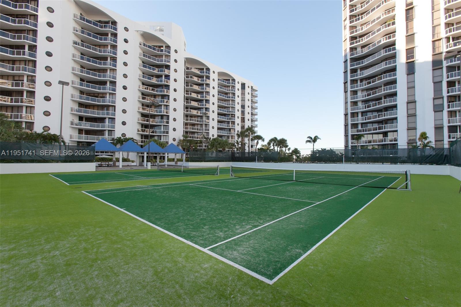 3640 Yacht Club Dr # 708