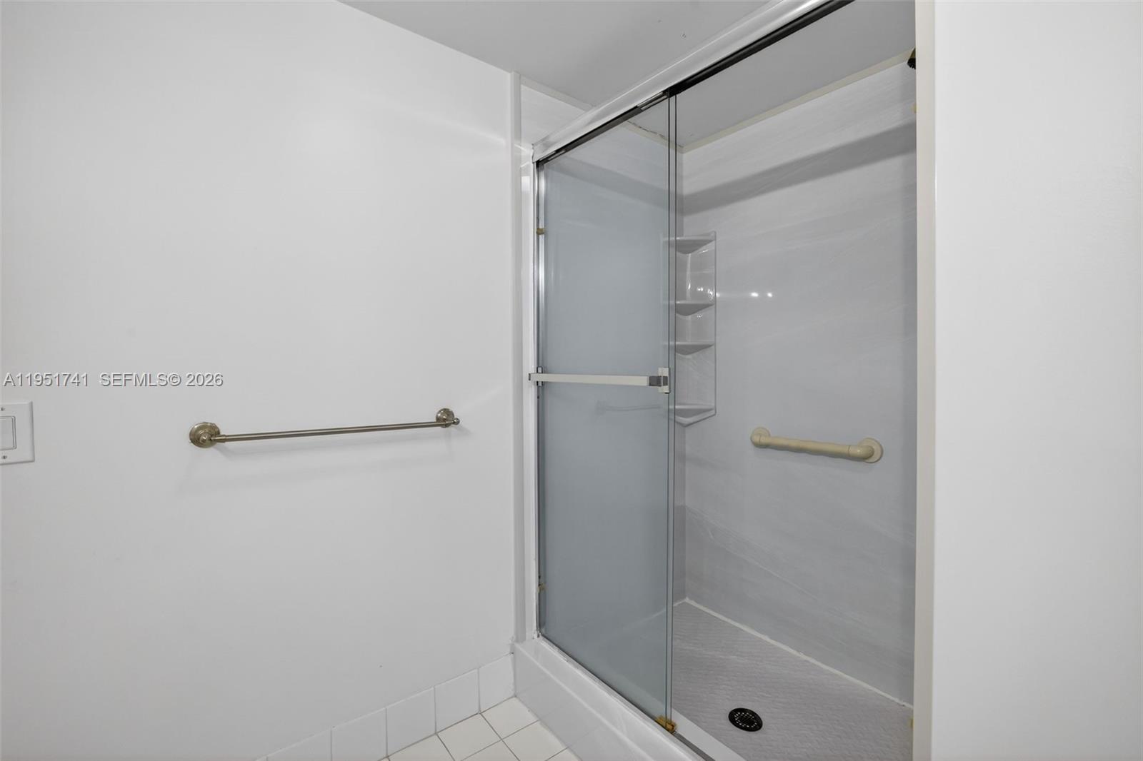 3640 Yacht Club Dr # 708