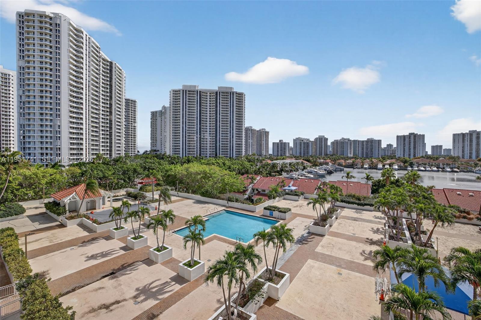 3640 Yacht Club Dr # 708