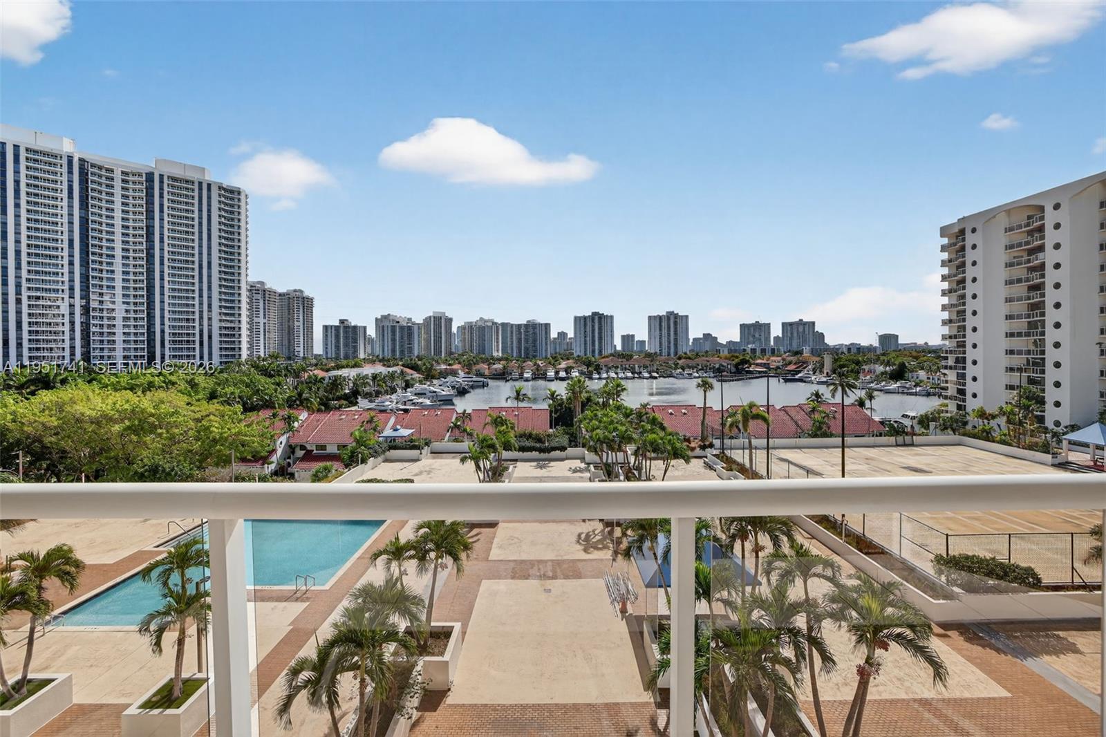 3640 Yacht Club Dr # 708