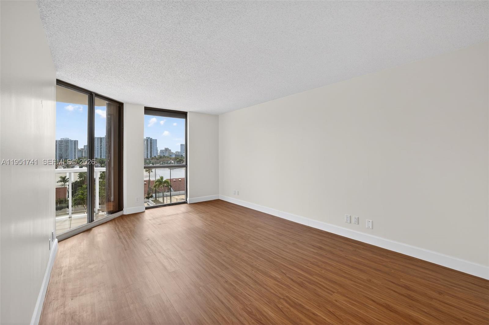 3640 Yacht Club Dr # 708