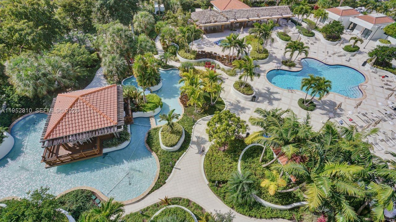 20281 E Country Club Dr # 809