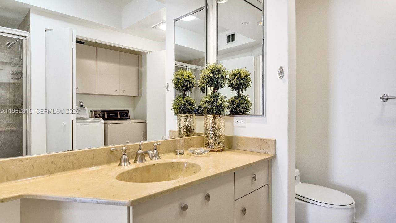 20281 E Country Club Dr # 809