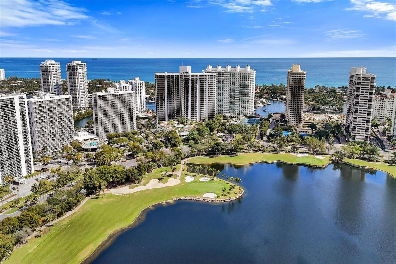 20281 E Country Club Dr # 809