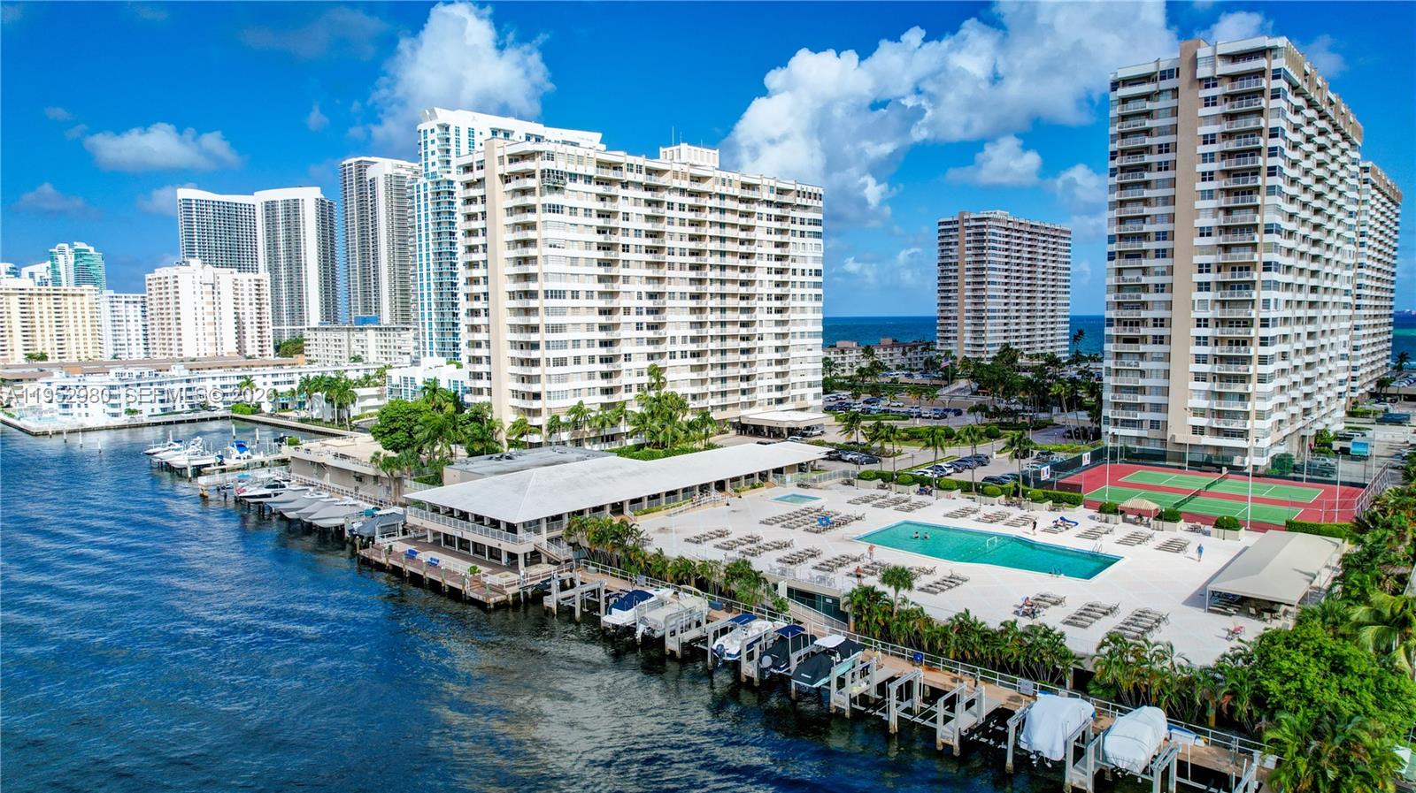 1965 S Ocean Dr # 4S