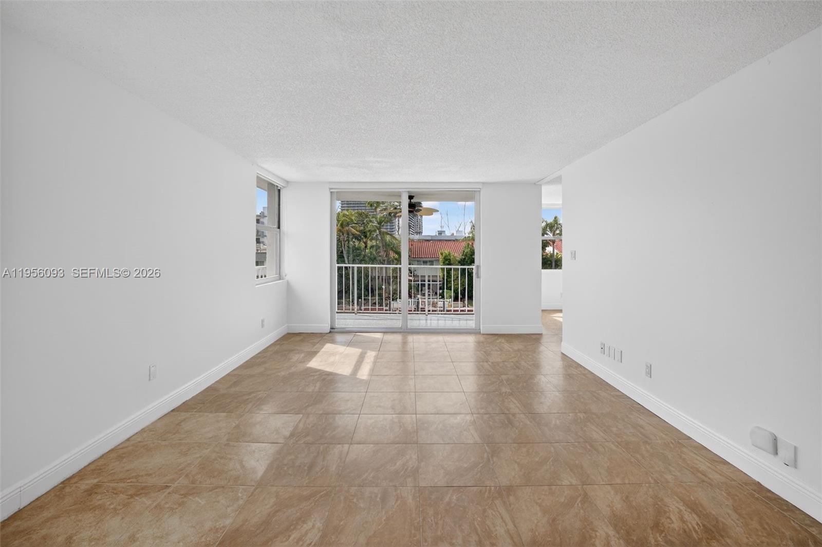 16565 NE 26th Ave # 3F