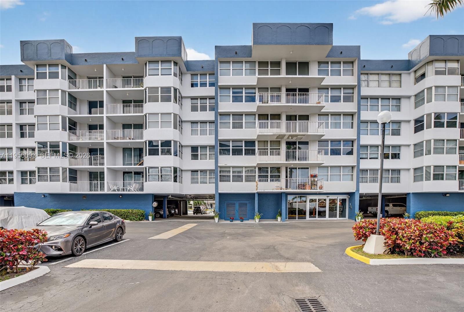 16565 NE 26th Ave # 3F
