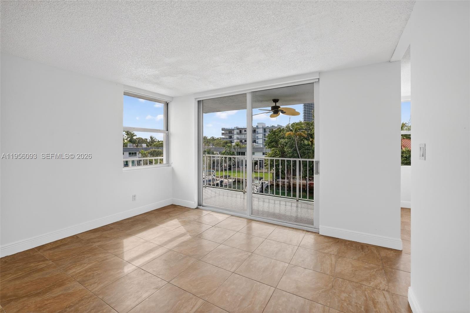 16565 NE 26th Ave # 3F