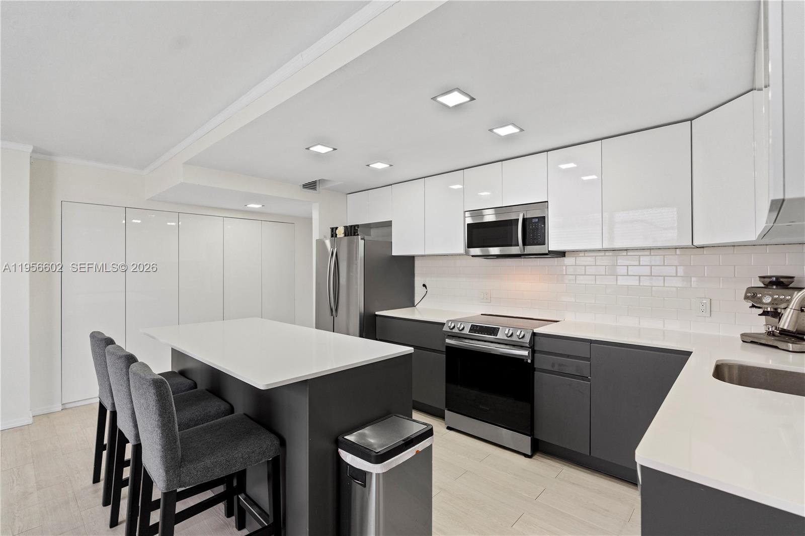 3440 NE 192nd St # A Unit: 5P-A