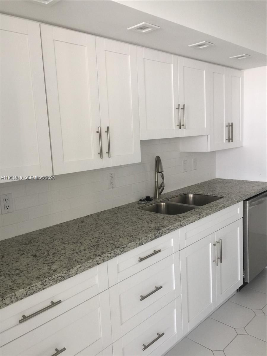 1904 S Ocean Dr # 1708