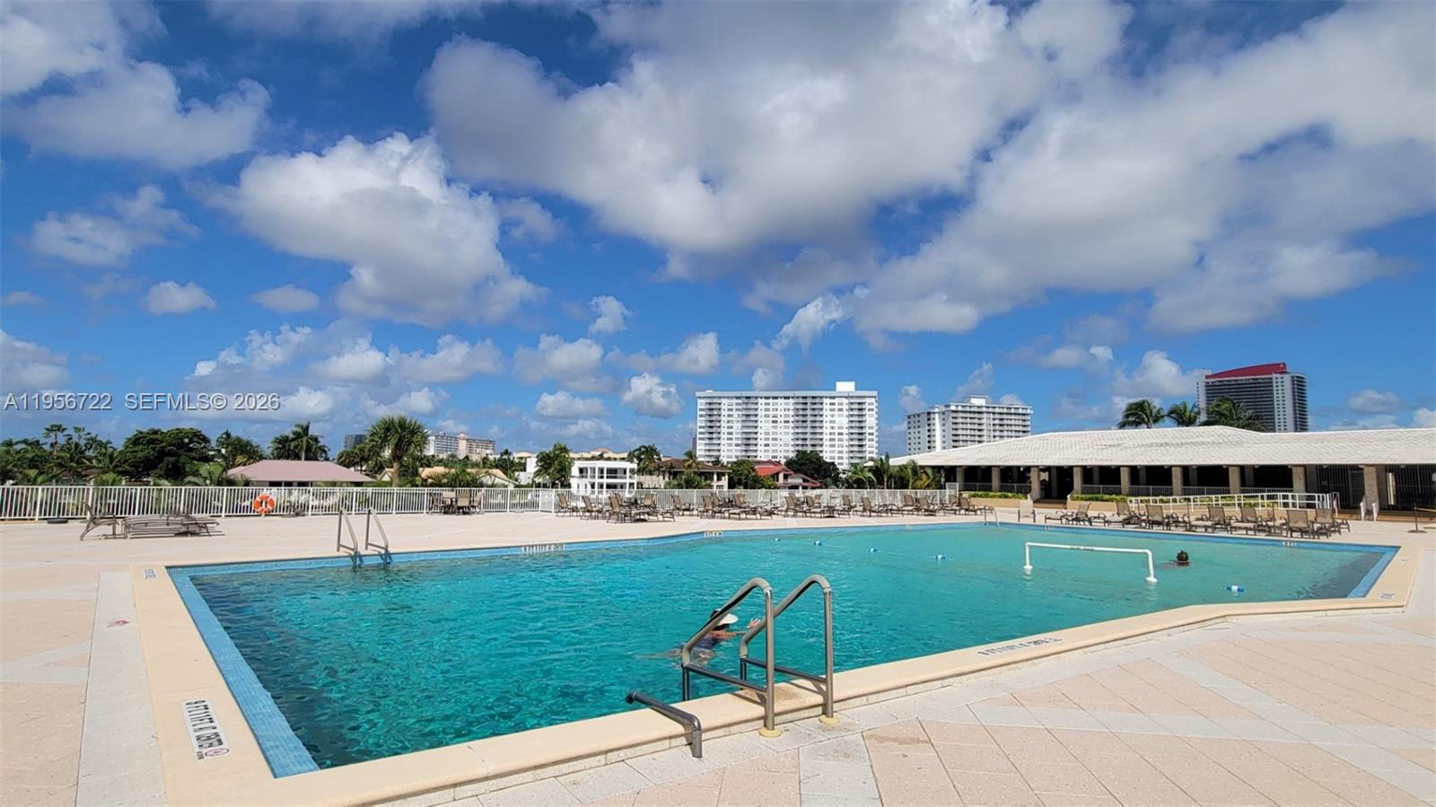 1965 S Ocean Dr Unit: ME