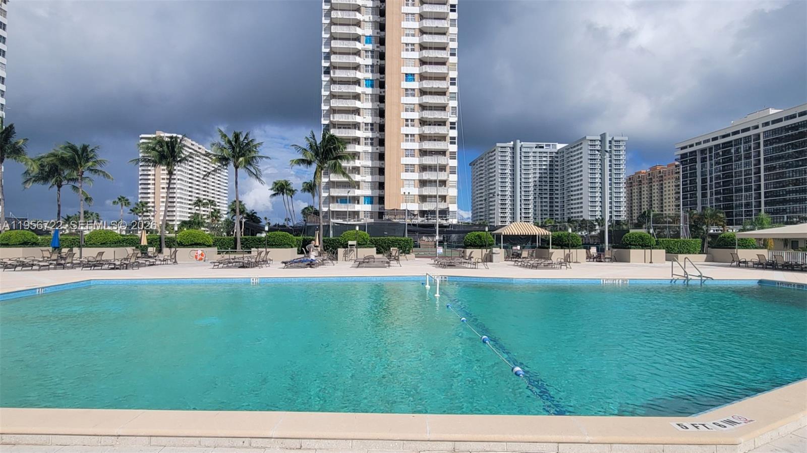 1965 S Ocean Dr Unit: ME