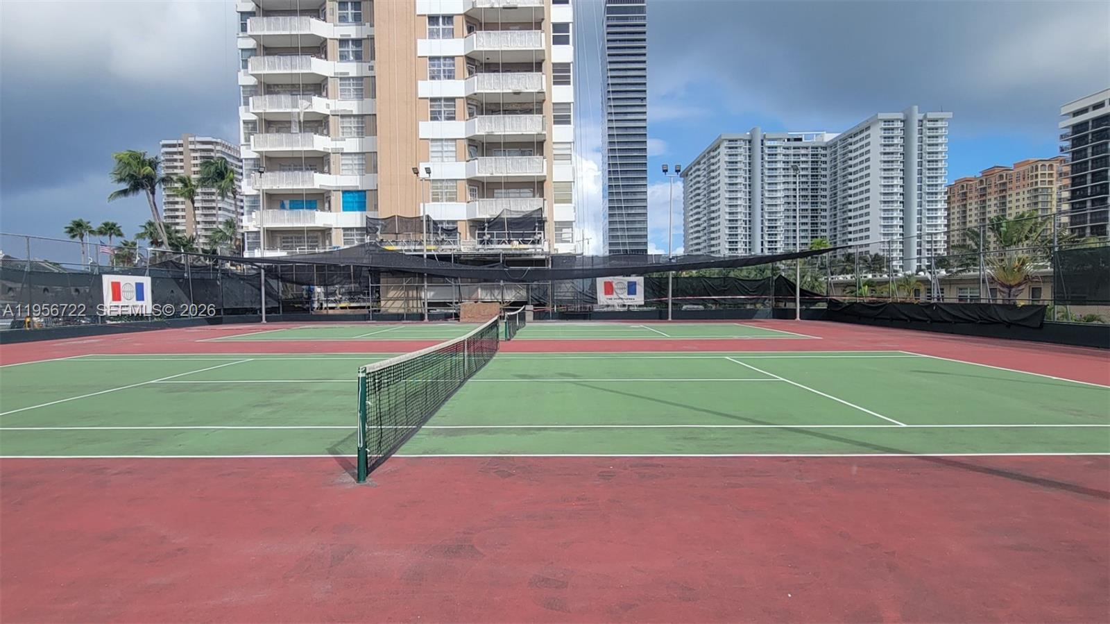 1965 S Ocean Dr Unit: ME