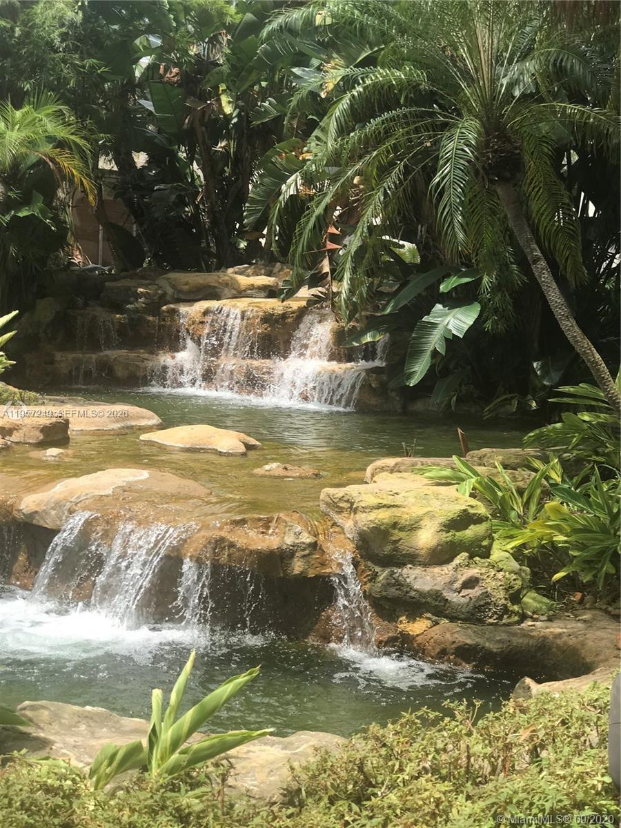 19707 W Turnberry Way # 18L