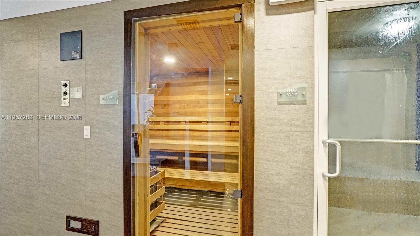 20201 E Country Club Dr # 1808