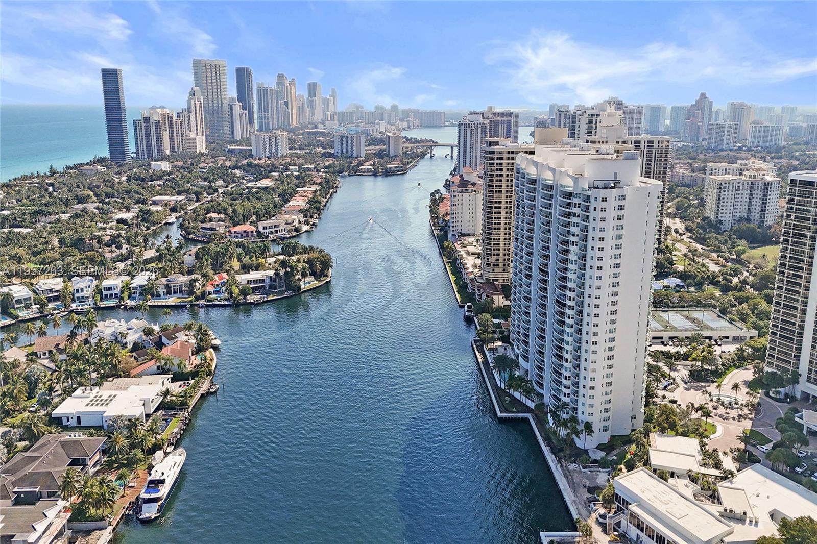 20201 E Country Club Dr # 1808