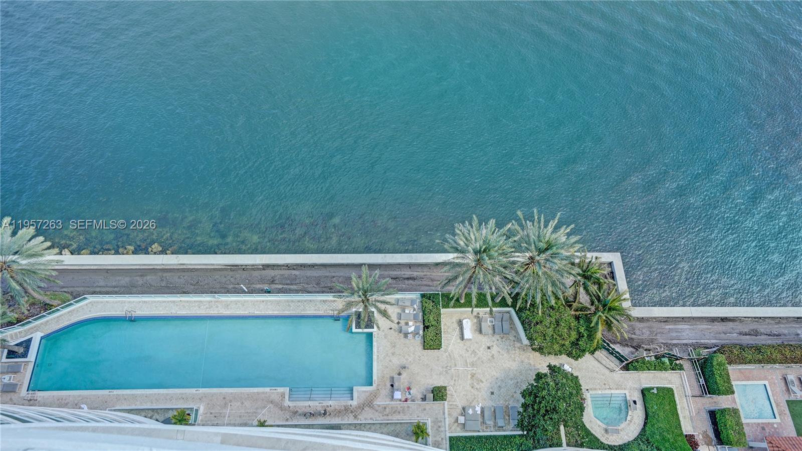 20201 E Country Club Dr # 1808