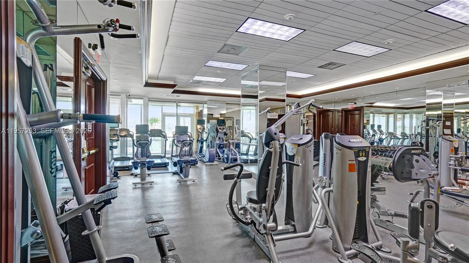 20201 E Country Club Dr # 1808