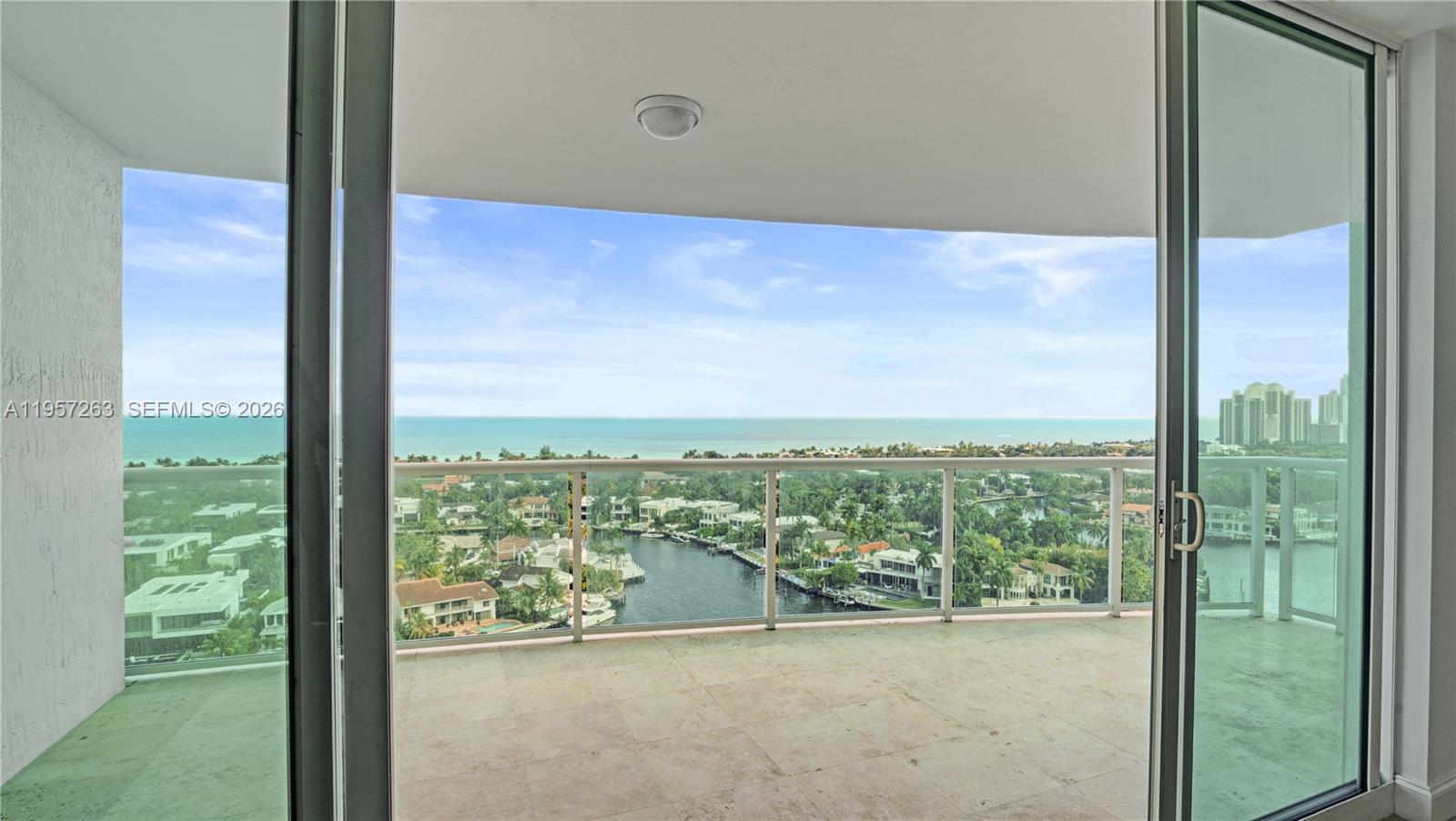 20201 E Country Club Dr # 1808
