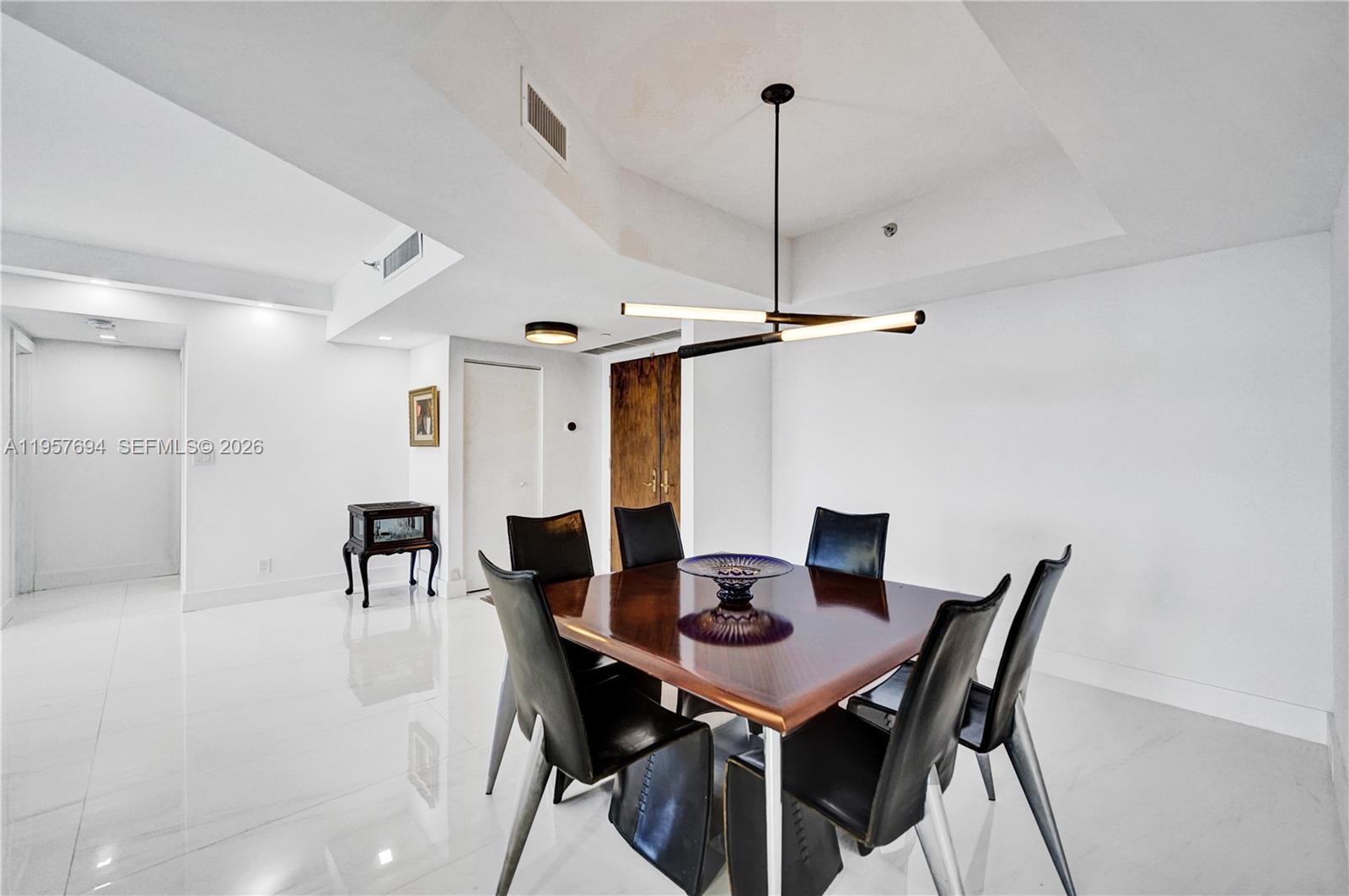 20281 E Country Club Dr # 1503