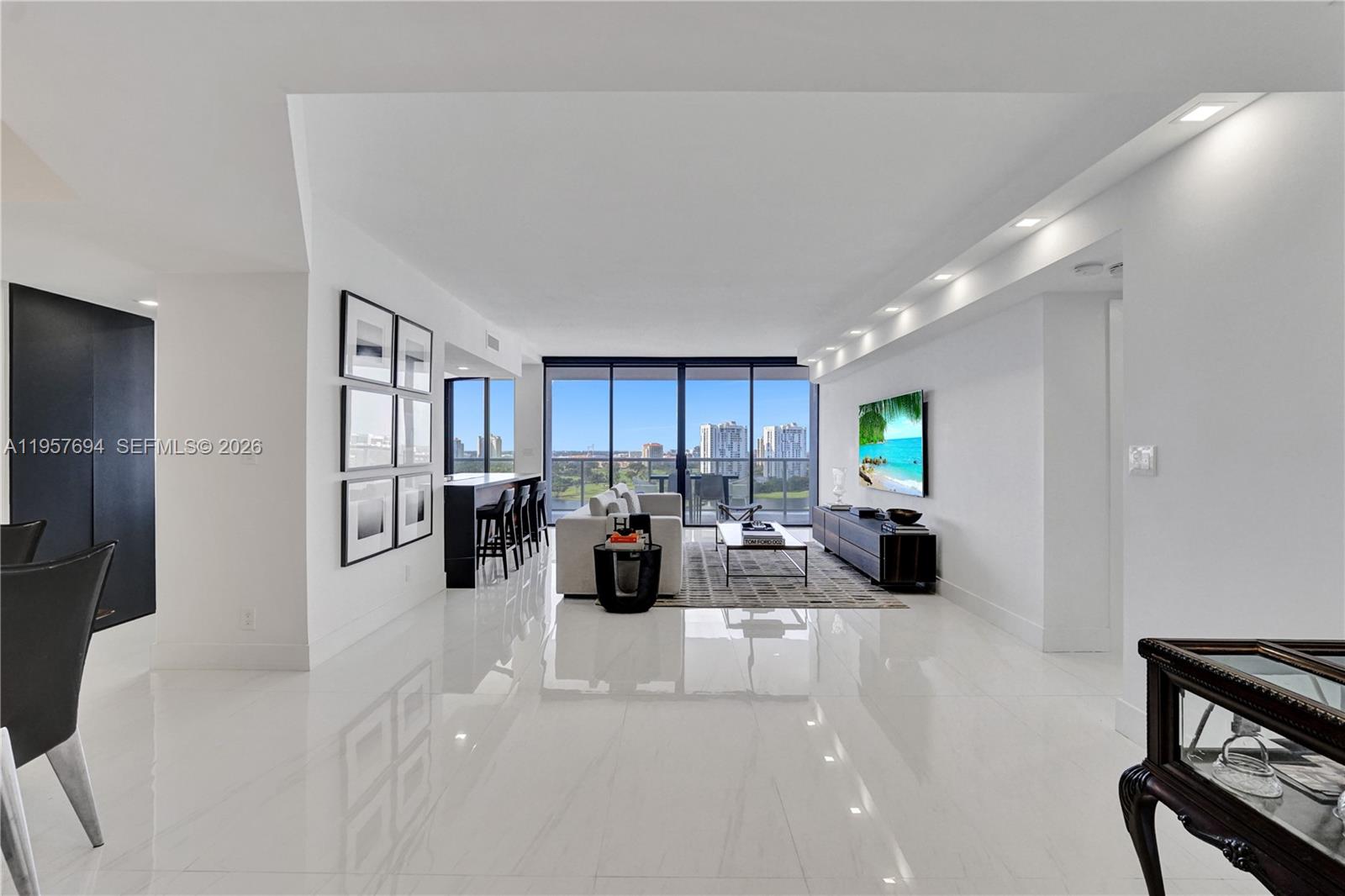 20281 E Country Club Dr # 1503