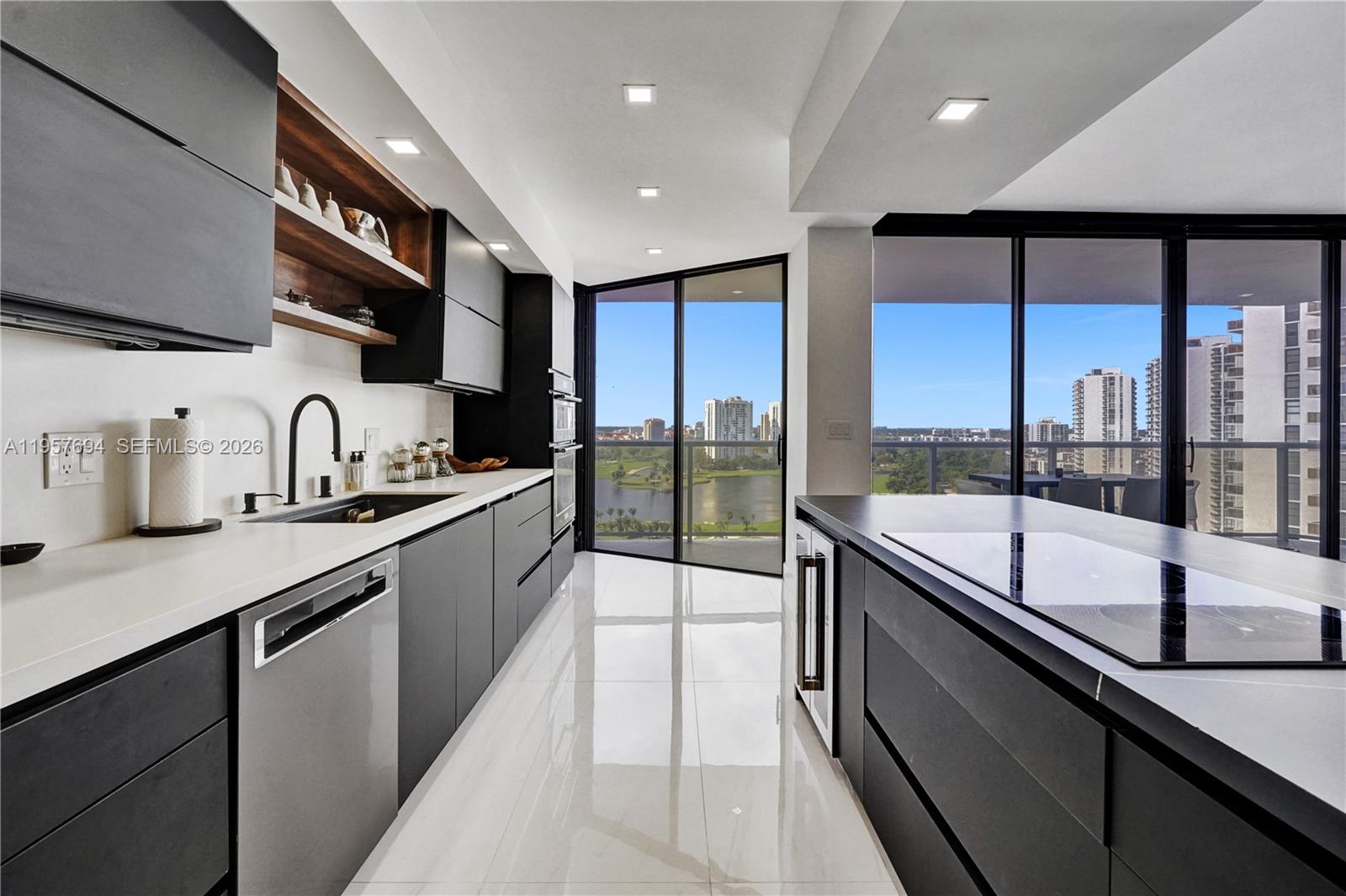 20281 E Country Club Dr # 1503