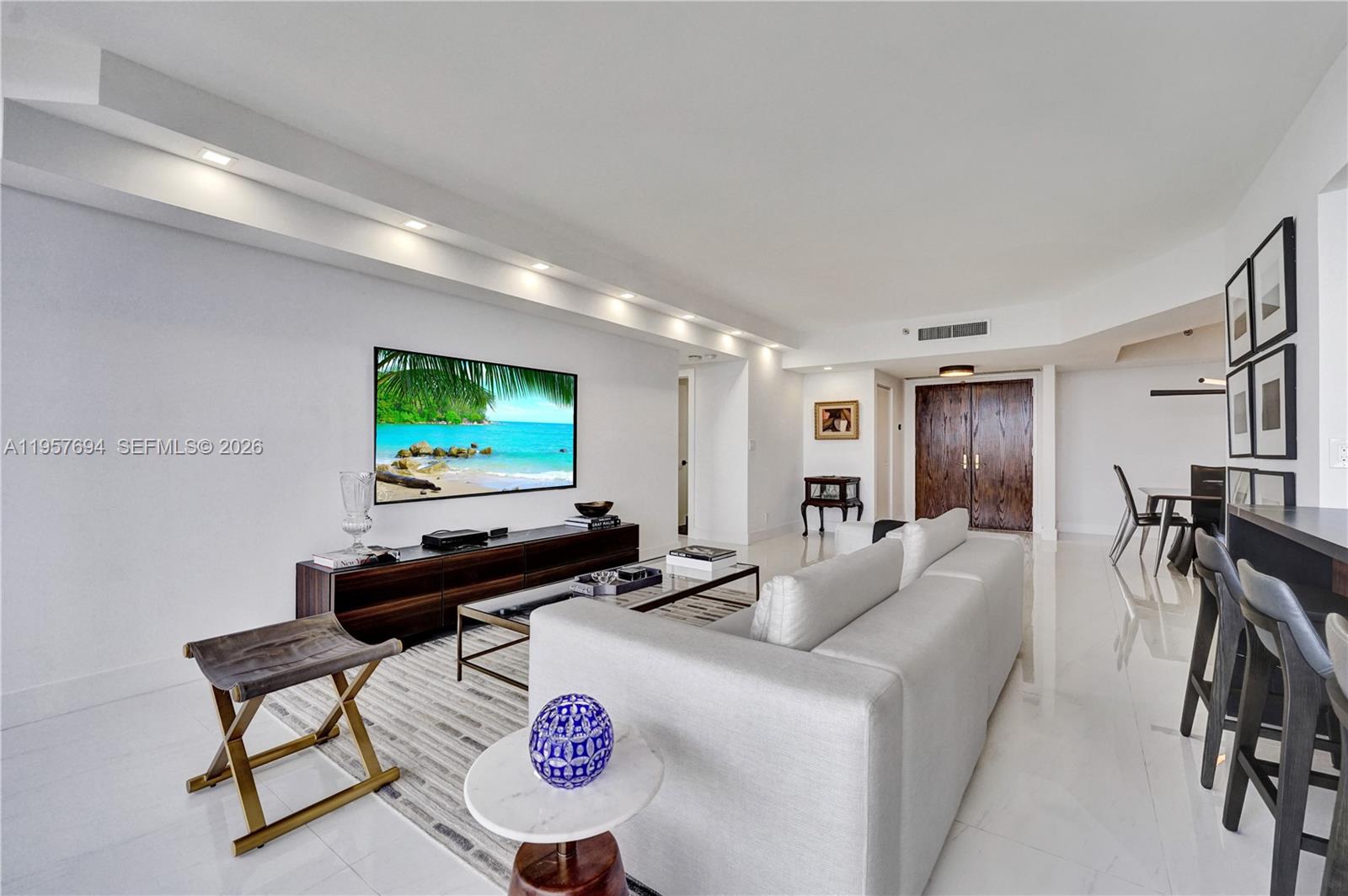 20281 E Country Club Dr # 1503