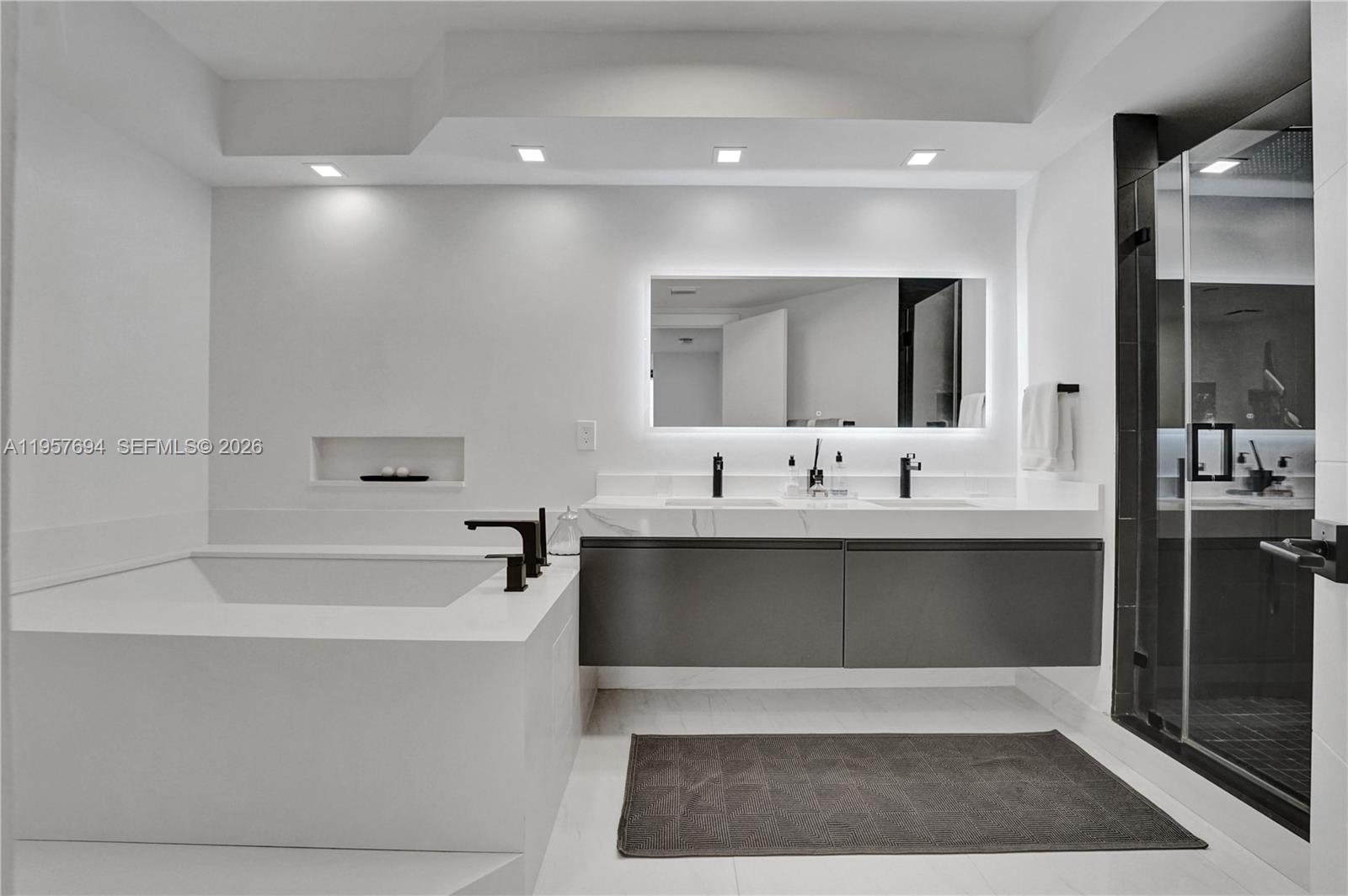 20281 E Country Club Dr # 1503