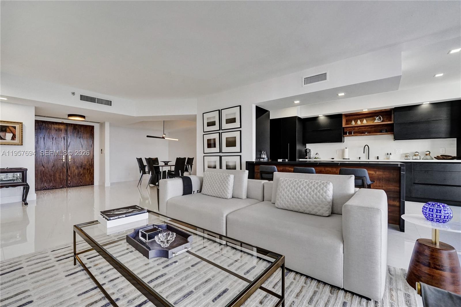 20281 E Country Club Dr # 1503